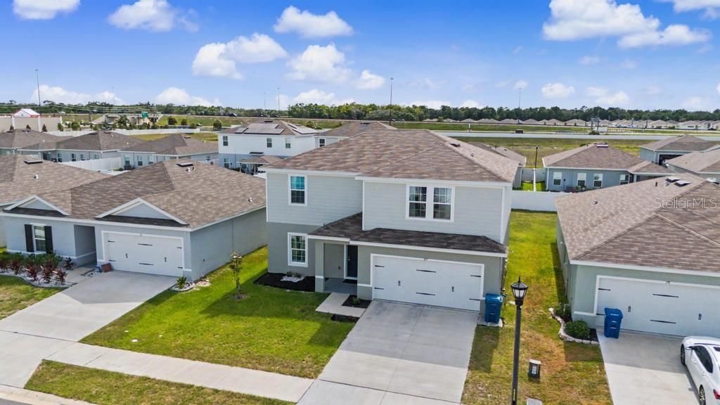 For Sale: $399,999 (4 beds, 2 baths, 2217 Square Feet)