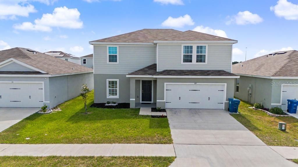 For Sale: $399,999 (4 beds, 2 baths, 2217 Square Feet)