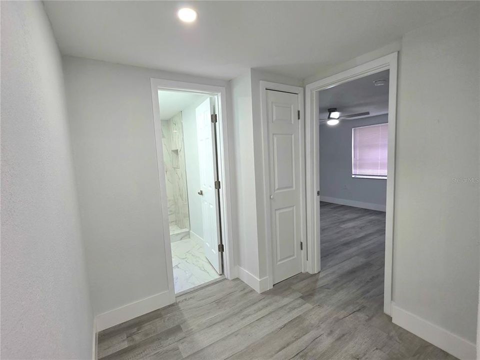 For Sale: $335,000 (5 beds, 3 baths, 1847 Square Feet)