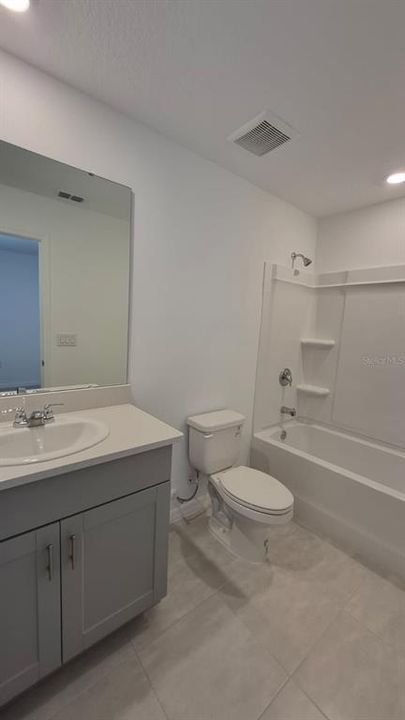В аренду: $1,750 (2 спален, 2 ванн, 1219 Квадратных фут)