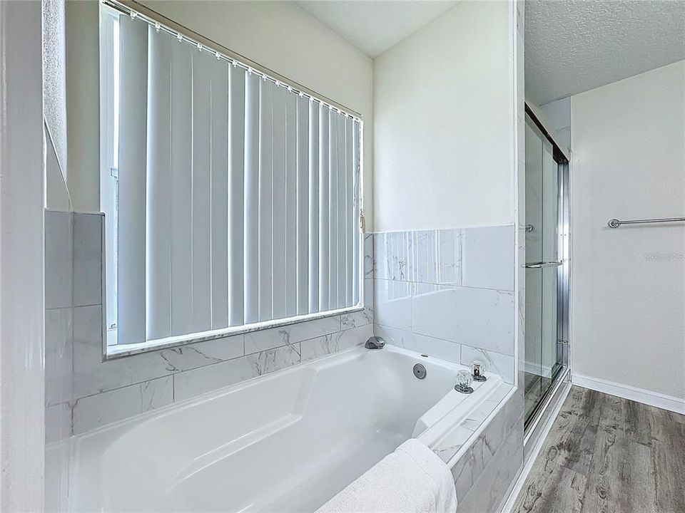 For Sale: $395,000 (4 beds, 2 baths, 1635 Square Feet)