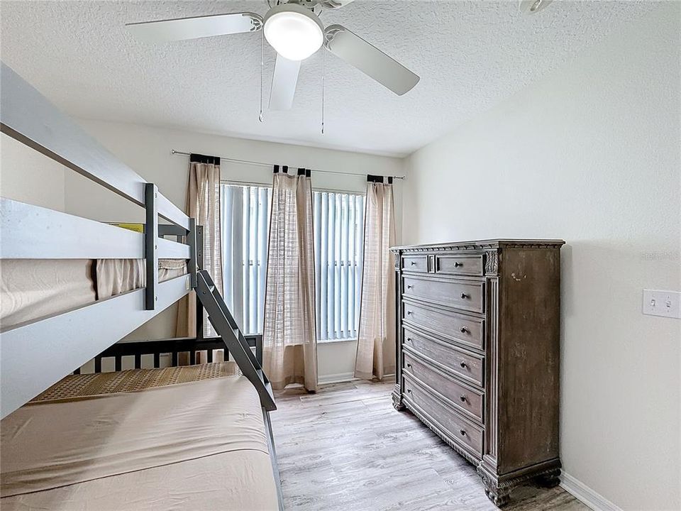 For Sale: $395,000 (4 beds, 2 baths, 1635 Square Feet)