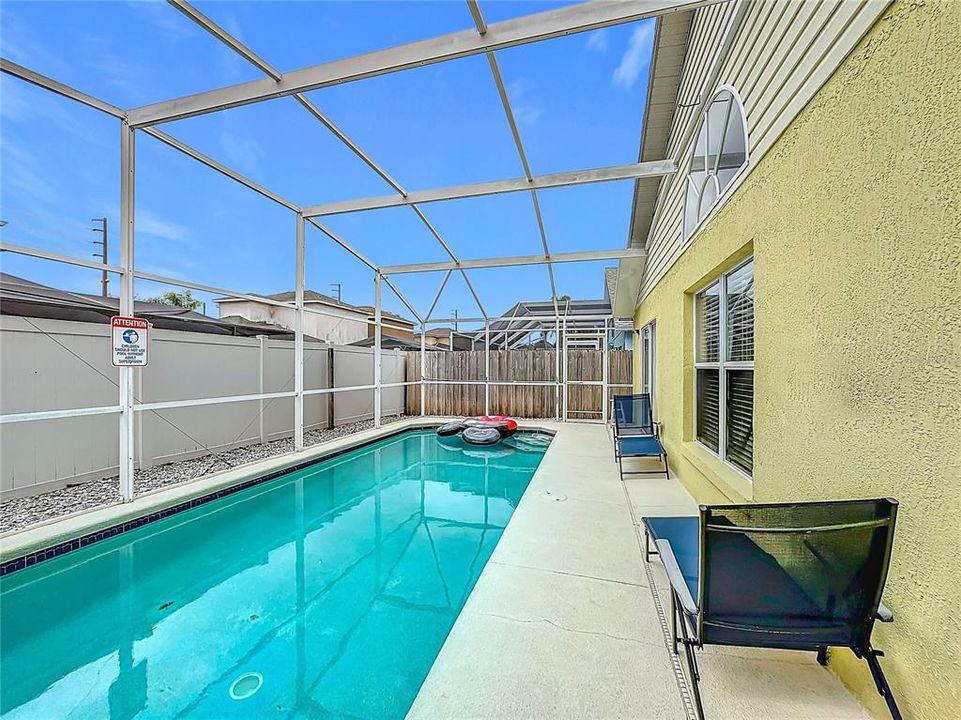 For Sale: $395,000 (4 beds, 2 baths, 1635 Square Feet)