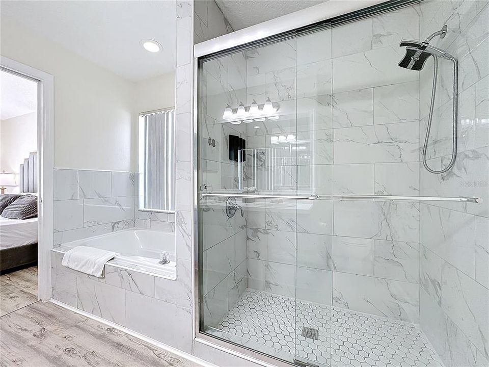 For Sale: $395,000 (4 beds, 2 baths, 1635 Square Feet)