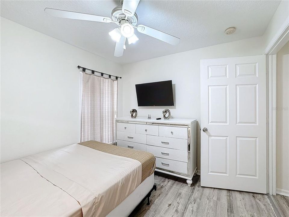 For Sale: $395,000 (4 beds, 2 baths, 1635 Square Feet)