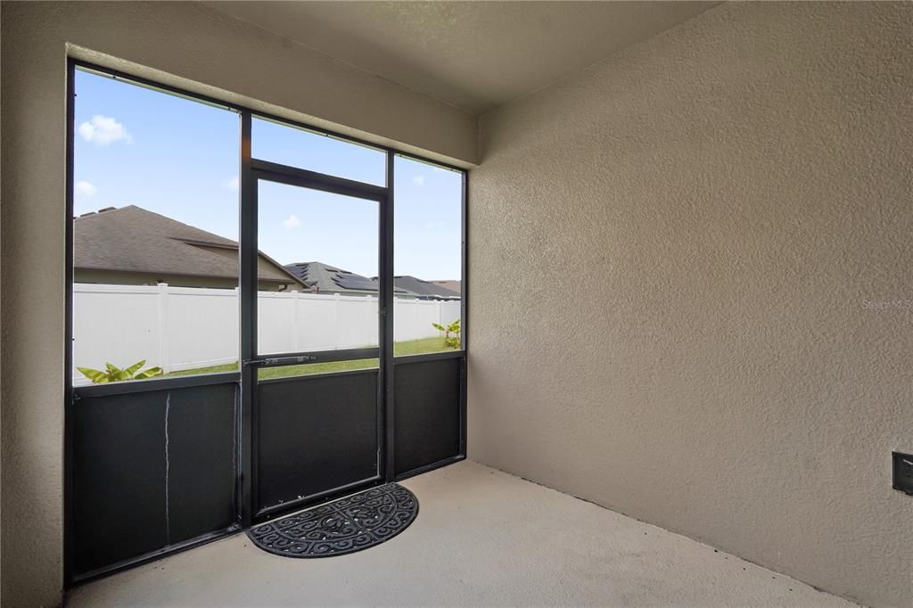 En Venta: $270,000 (3 camas, 2 baños, 1750 Pies cuadrados)