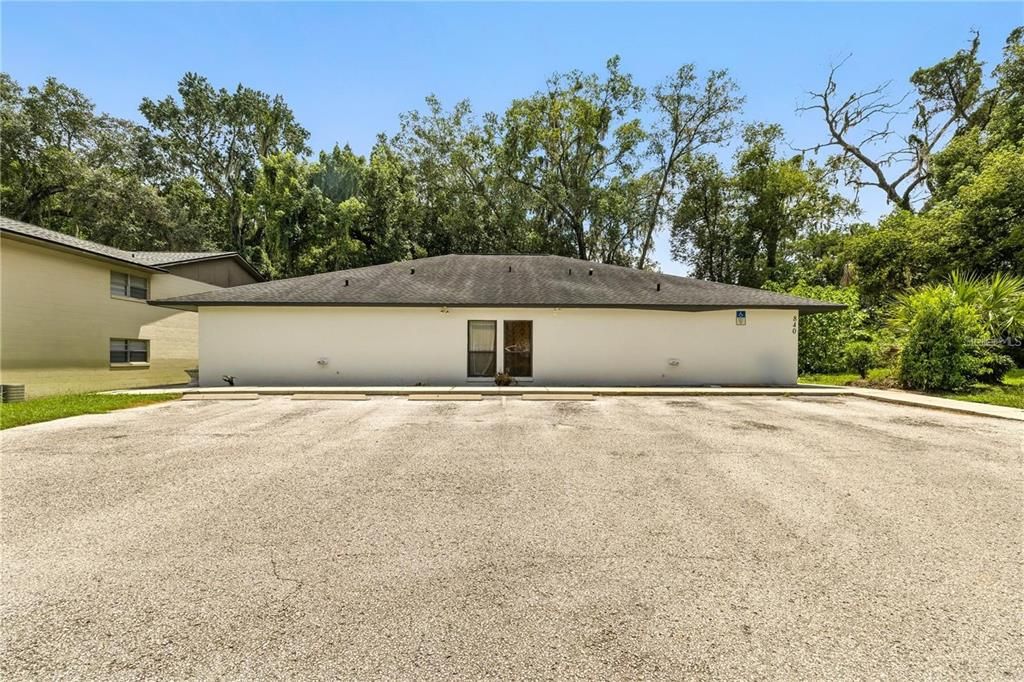 В аренду: $1,295 (2 спален, 2 ванн, 806 Квадратных фут)