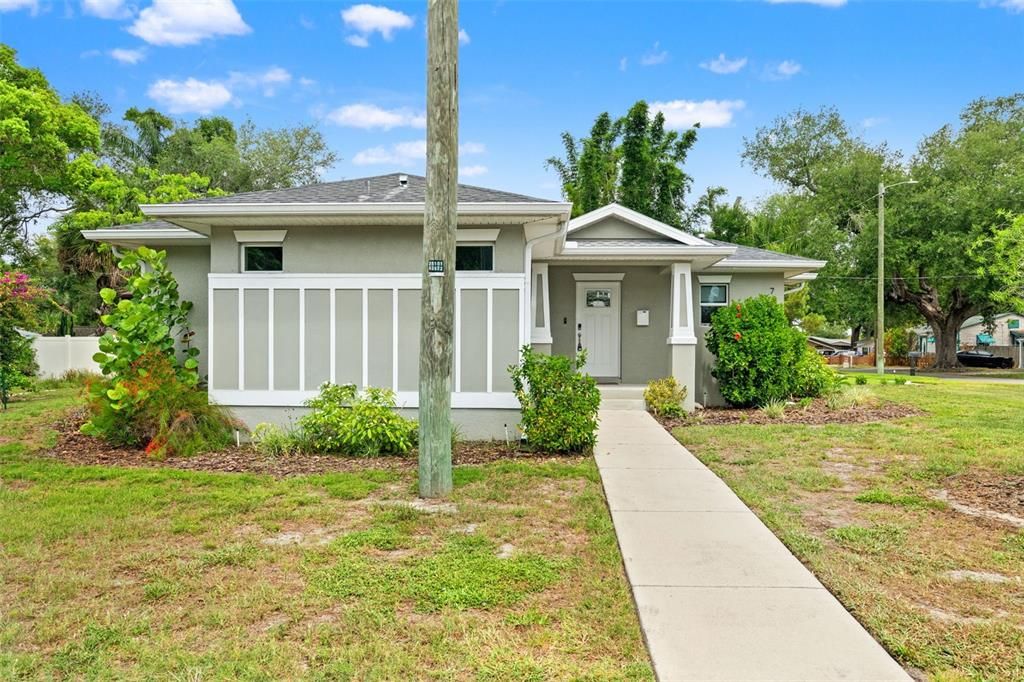 For Sale: $425,000 (2 beds, 2 baths, 1394 Square Feet)