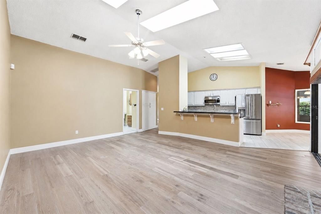 For Sale: $629,000 (4 beds, 2 baths, 2846 Square Feet)