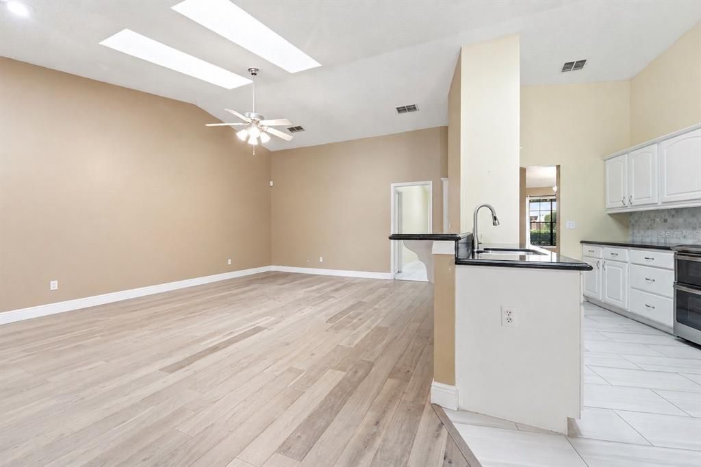For Sale: $629,000 (4 beds, 2 baths, 2846 Square Feet)