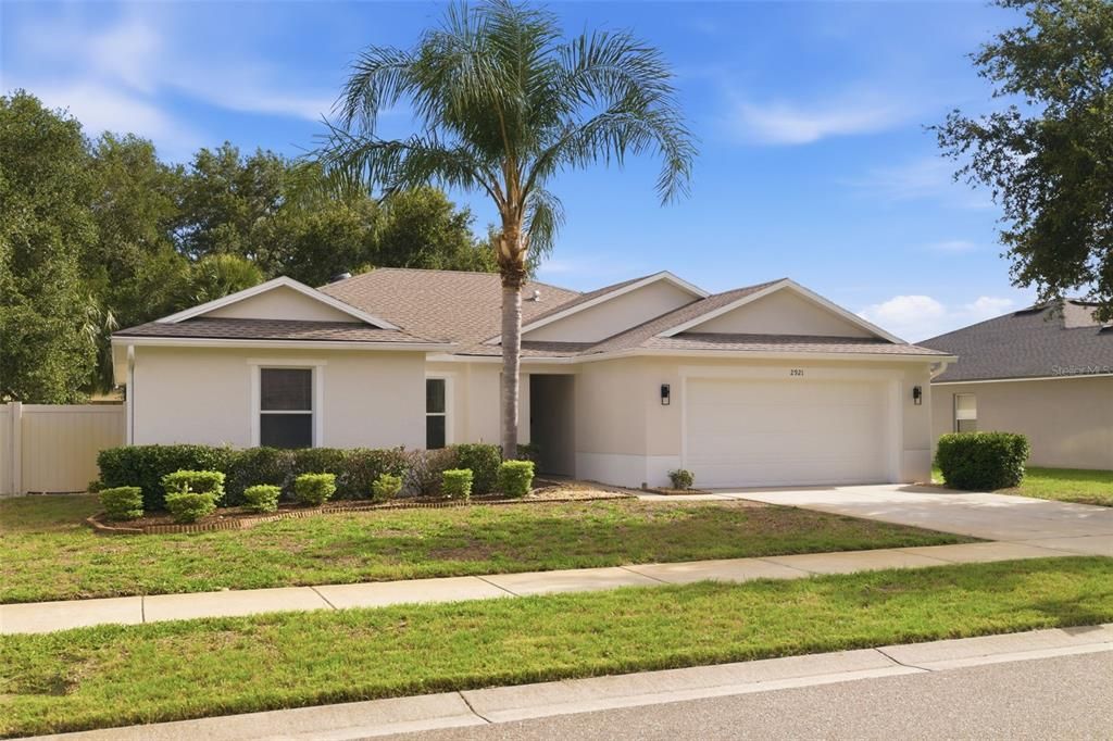For Sale: $695,000 (4 beds, 2 baths, 1829 Square Feet)