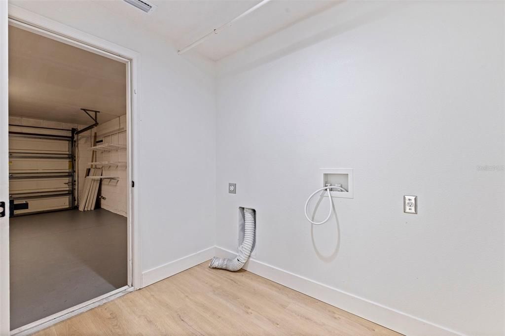 For Sale: $695,000 (4 beds, 2 baths, 1829 Square Feet)