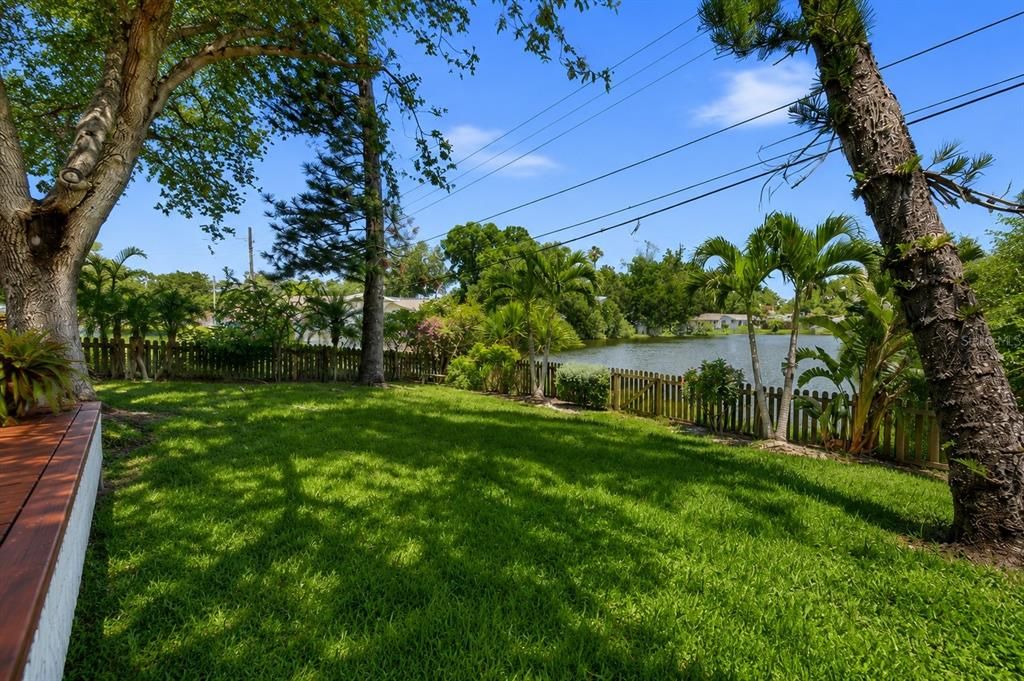 En Venta: $449,900 (3 camas, 2 baños, 2005 Pies cuadrados)
