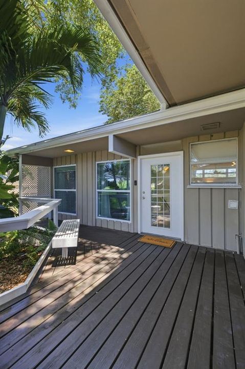 En Venta: $449,900 (3 camas, 2 baños, 2005 Pies cuadrados)