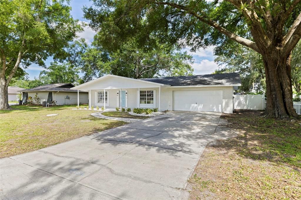For Sale: $449,000 (4 beds, 2 baths, 1850 Square Feet)