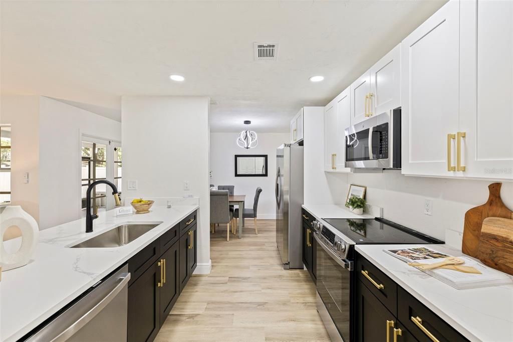 For Sale: $449,000 (4 beds, 2 baths, 1850 Square Feet)