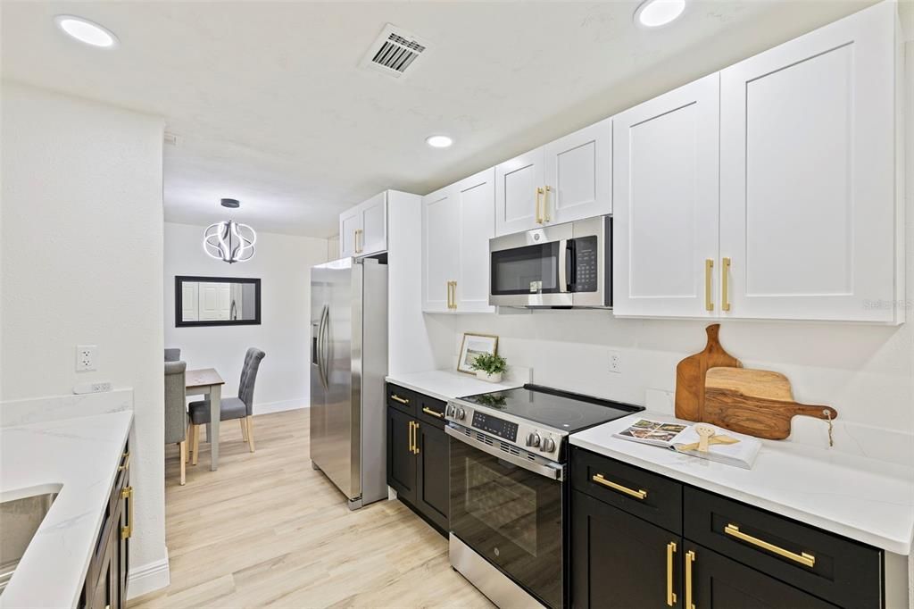 For Sale: $449,000 (4 beds, 2 baths, 1850 Square Feet)
