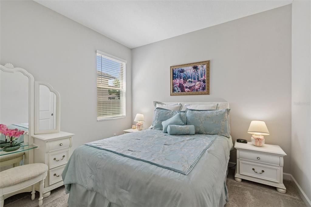 En Venta: $399,900 (4 camas, 3 baños, 2061 Pies cuadrados)