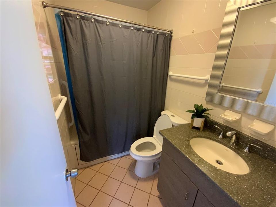 For Sale: $390,000 (3 beds, 2 baths, 1704 Square Feet)