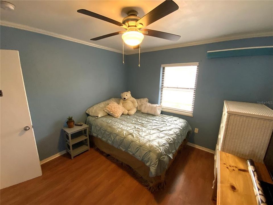 For Sale: $390,000 (3 beds, 2 baths, 1704 Square Feet)