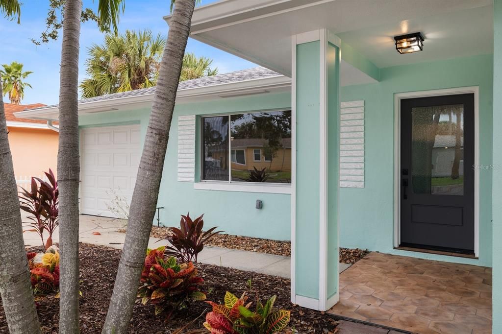 For Sale: $719,000 (4 beds, 3 baths, 1729 Square Feet)