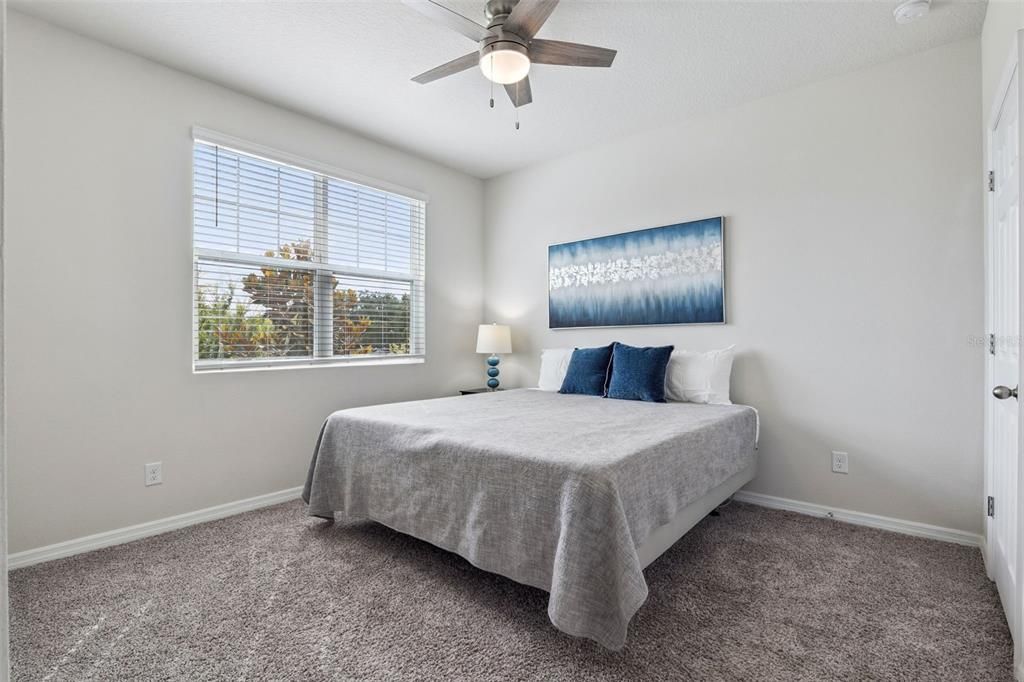 For Sale: $400,000 (3 beds, 2 baths, 1807 Square Feet)