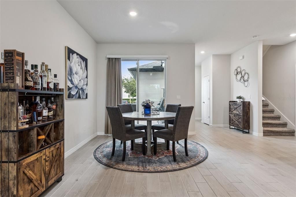 For Sale: $400,000 (3 beds, 2 baths, 1807 Square Feet)