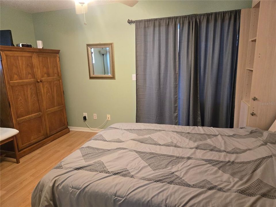 For Sale: $389,000 (3 beds, 2 baths, 1895 Square Feet)