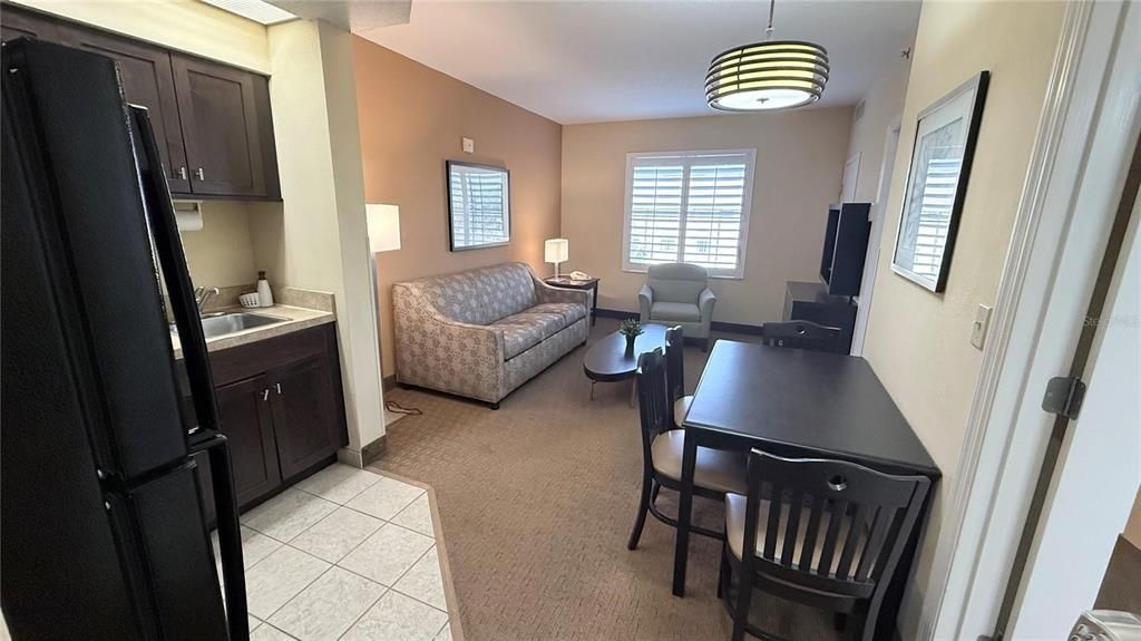 For Sale: $124,000 (1 beds, 1 baths, 466 Square Feet)