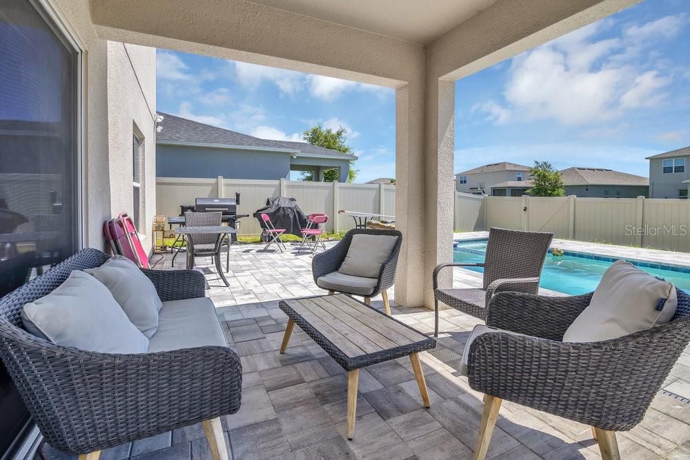 For Rent: $3,200 (5 beds, 3 baths, 2396 Square Feet)