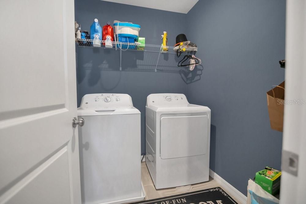 For Rent: $3,200 (5 beds, 3 baths, 2396 Square Feet)