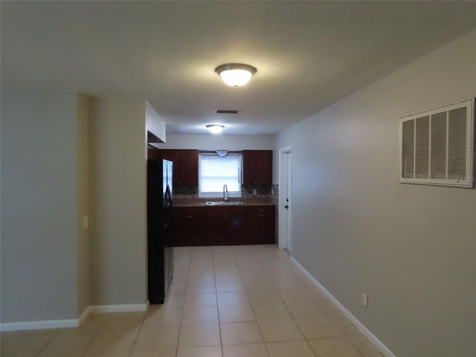 En Venta: $330,000 (3 camas, 2 baños, 1302 Pies cuadrados)