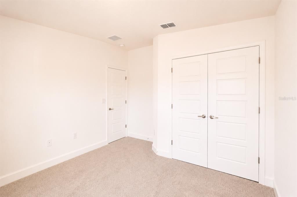 For Sale: $381,900 (3 beds, 2 baths, 1515 Square Feet)