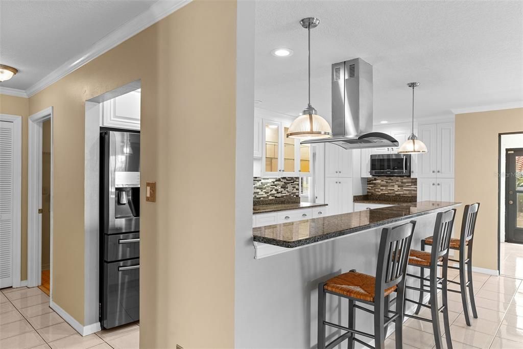 For Sale: $345,000 (2 beds, 2 baths, 1861 Square Feet)