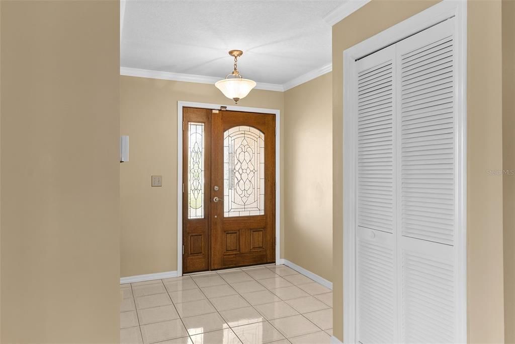 For Sale: $345,000 (2 beds, 2 baths, 1861 Square Feet)