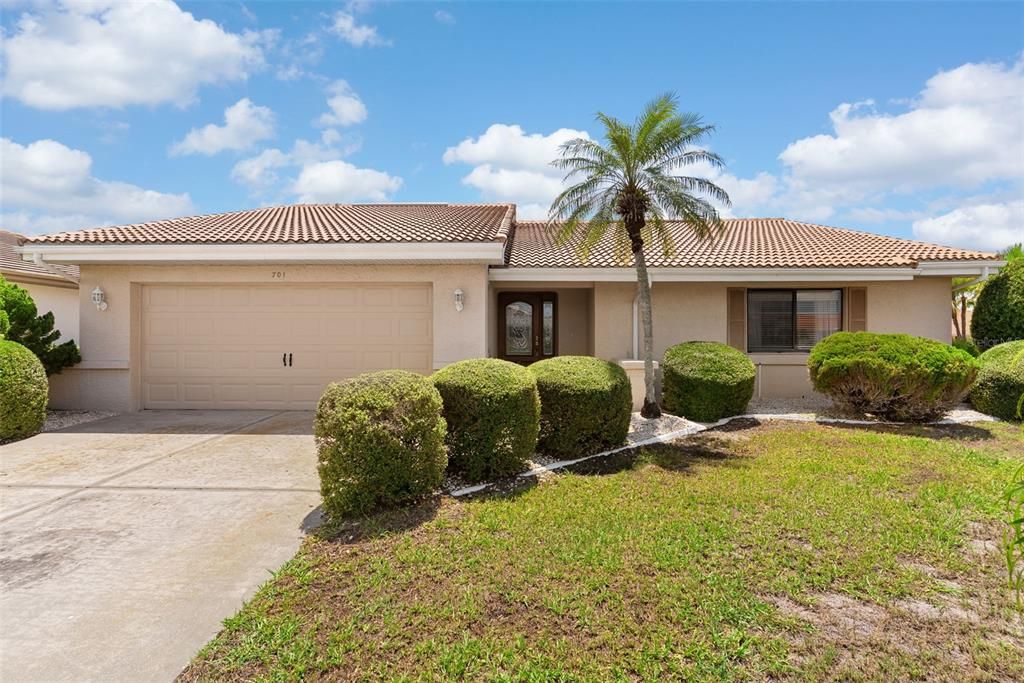 For Sale: $345,000 (2 beds, 2 baths, 1861 Square Feet)