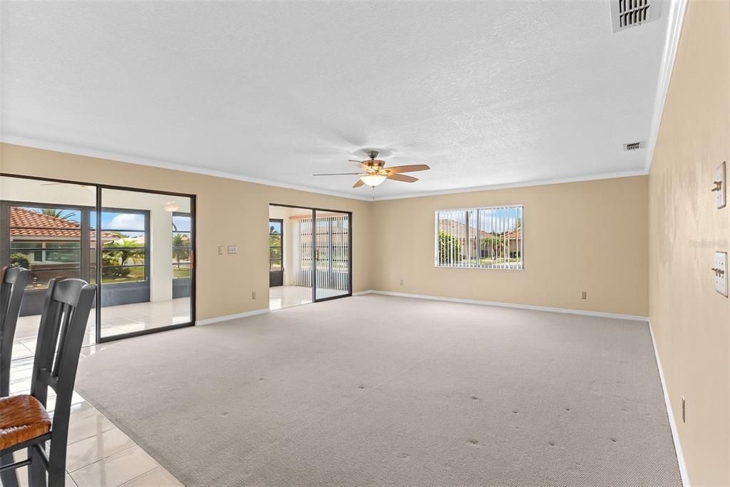 For Sale: $345,000 (2 beds, 2 baths, 1861 Square Feet)