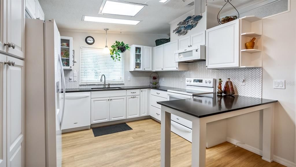 En Venta: $224,900 (2 camas, 2 baños, 1248 Pies cuadrados)