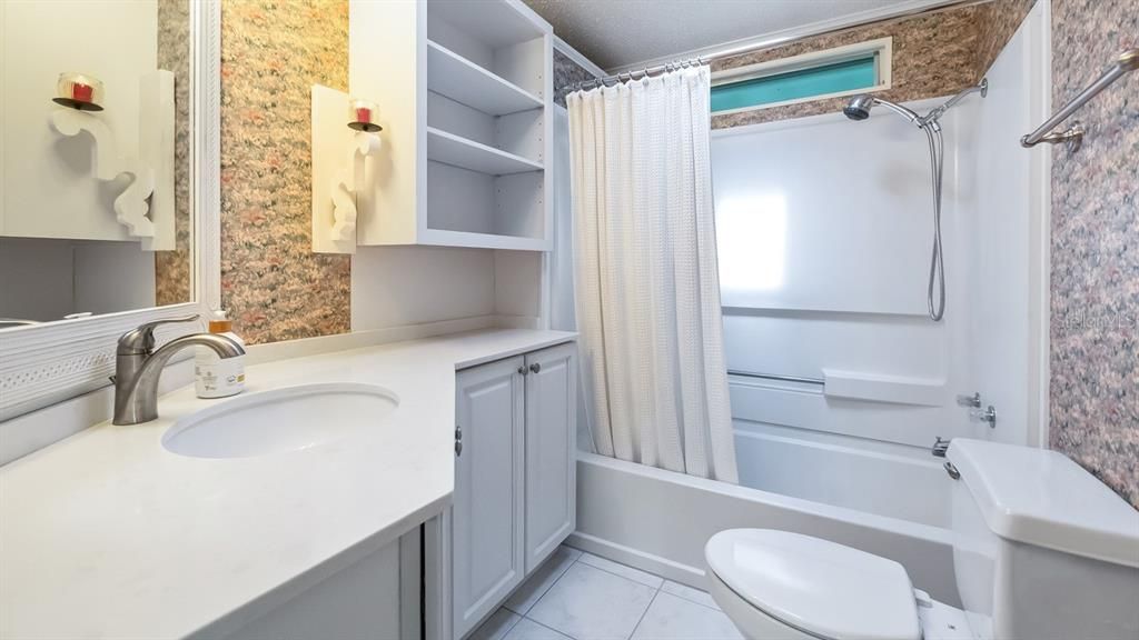 En Venta: $224,900 (2 camas, 2 baños, 1248 Pies cuadrados)
