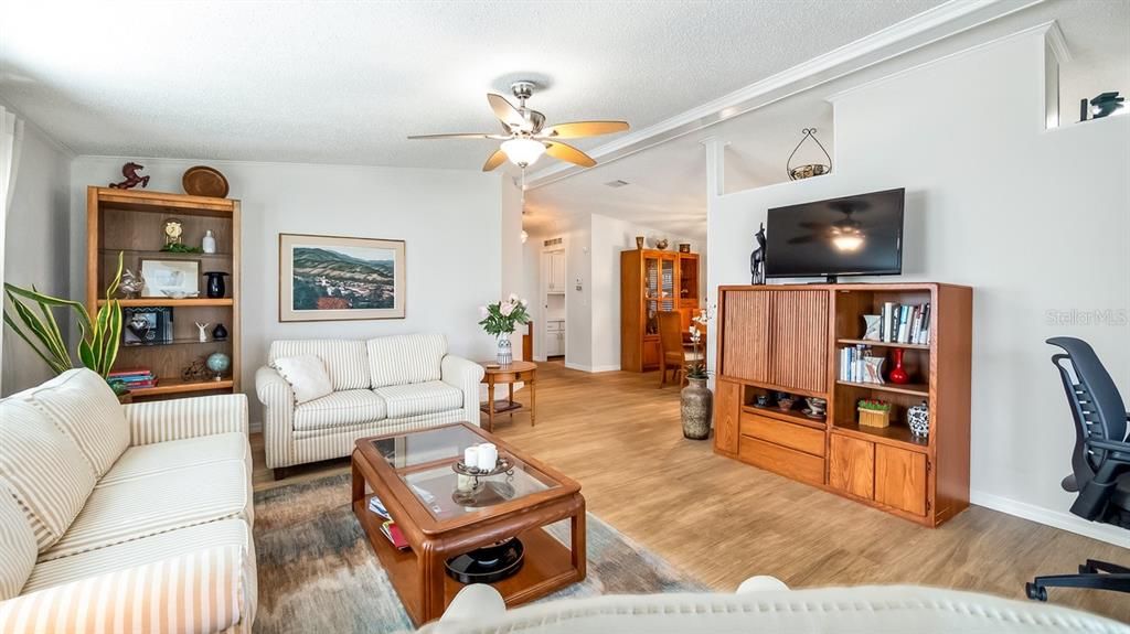 En Venta: $224,900 (2 camas, 2 baños, 1248 Pies cuadrados)