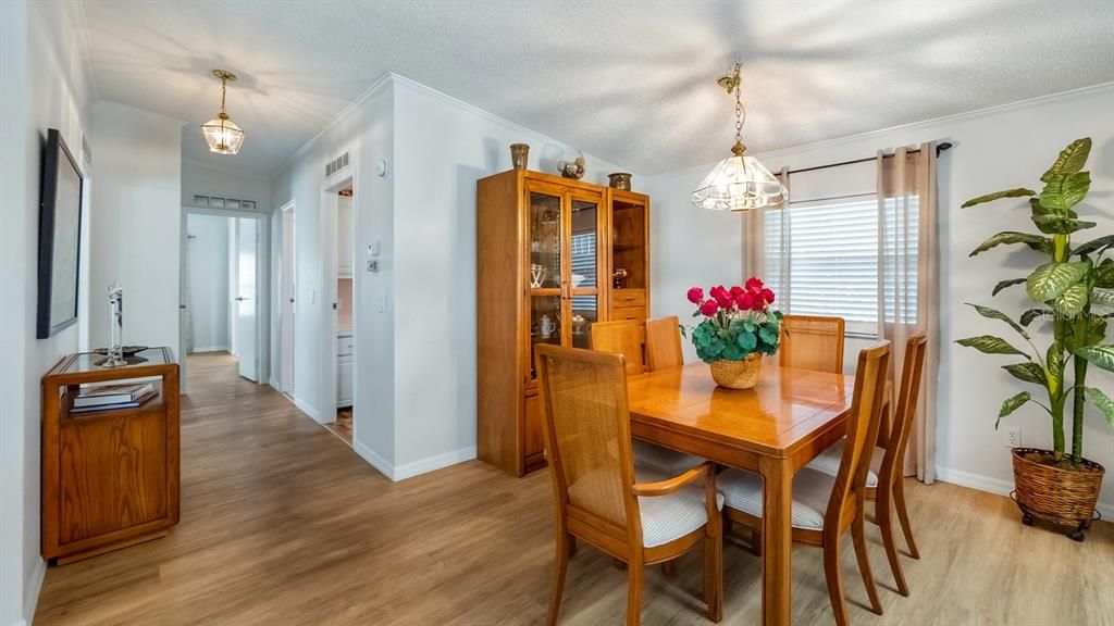 En Venta: $224,900 (2 camas, 2 baños, 1248 Pies cuadrados)