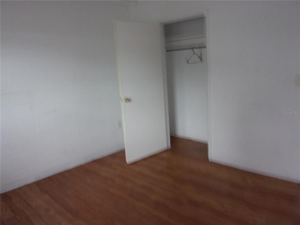 Activo con contrato: $950 (1 camas, 1 baños, 550 Pies cuadrados)