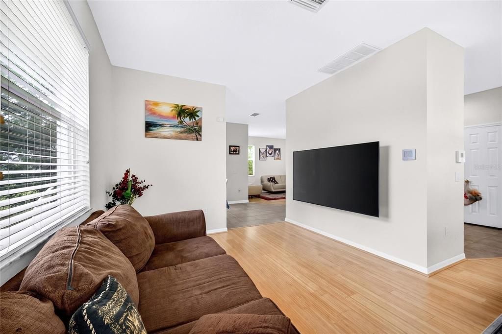 For Sale: $570,000 (4 beds, 2 baths, 2904 Square Feet)