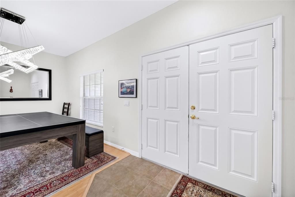 For Sale: $570,000 (4 beds, 2 baths, 2904 Square Feet)