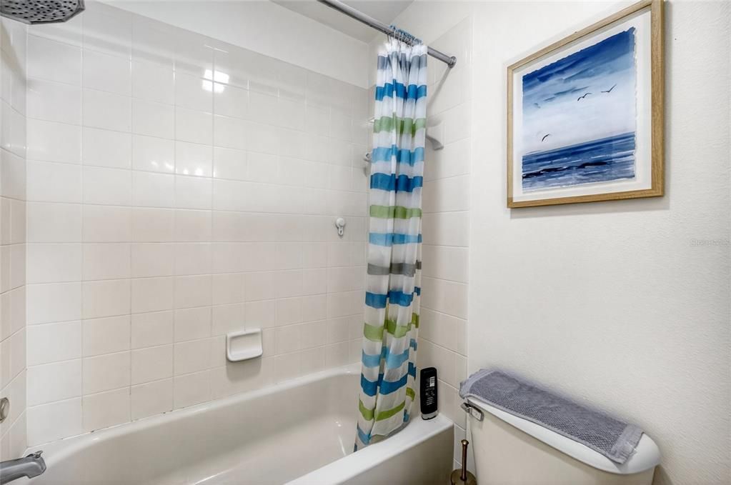 For Sale: $570,000 (4 beds, 2 baths, 2904 Square Feet)