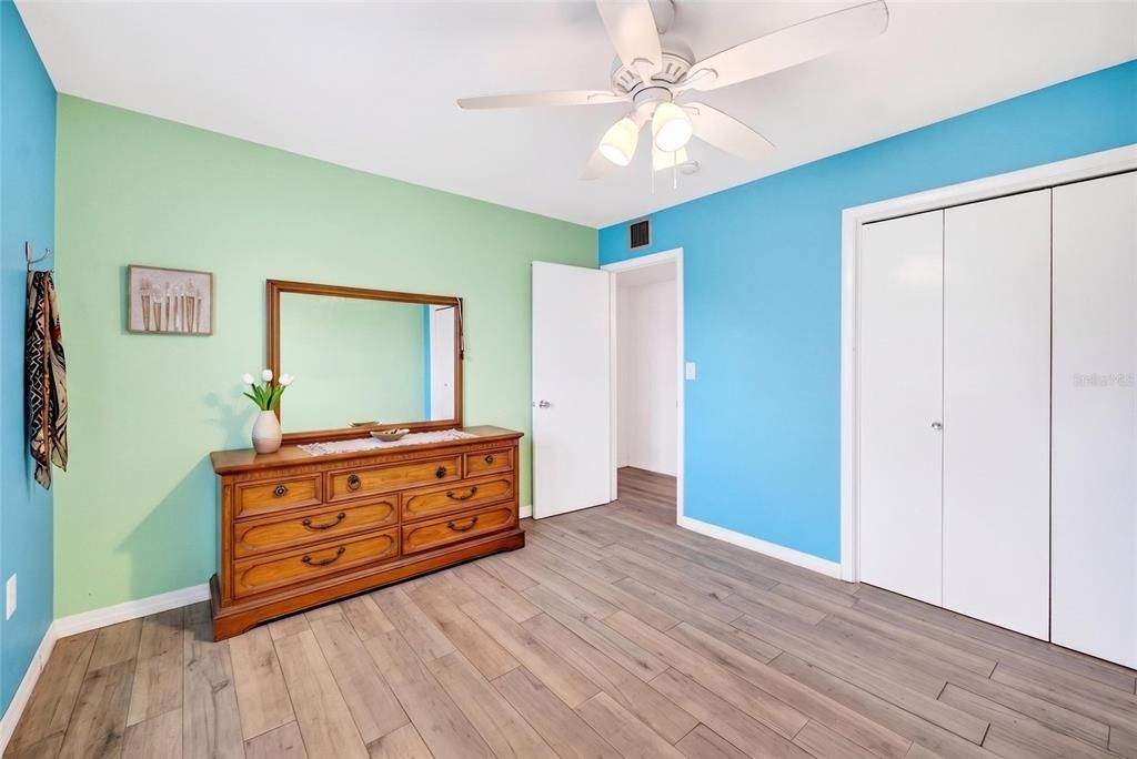 For Sale: $240,000 (2 beds, 2 baths, 1440 Square Feet)