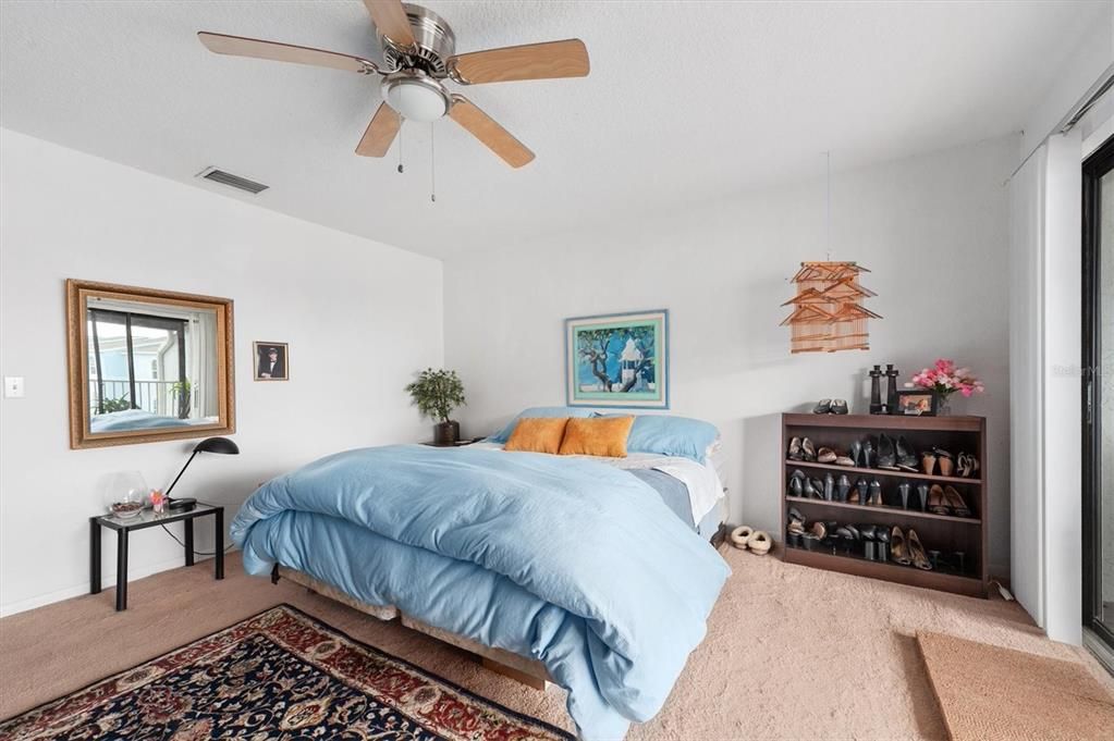 For Rent: $2,950 (2 beds, 2 baths, 1475 Square Feet)