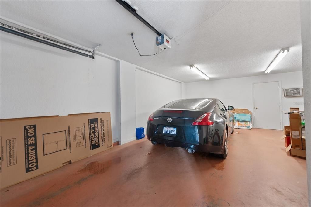 For Rent: $2,950 (2 beds, 2 baths, 1475 Square Feet)