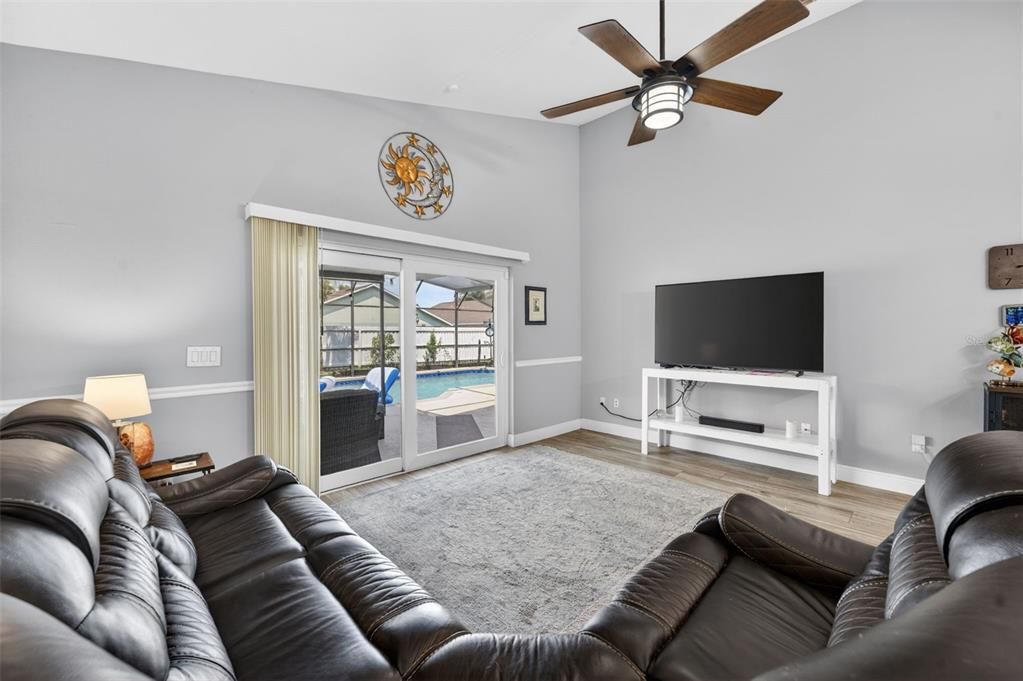 For Sale: $540,000 (4 beds, 2 baths, 2336 Square Feet)