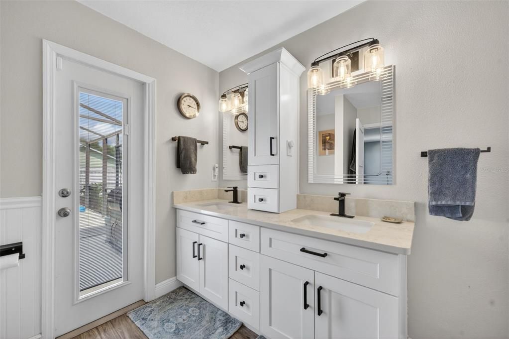 For Sale: $540,000 (4 beds, 2 baths, 2336 Square Feet)